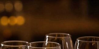 Whiskey Tasting: A Beginner’s Guide (Without Feeling Intimidated) Whiskey Color Variations